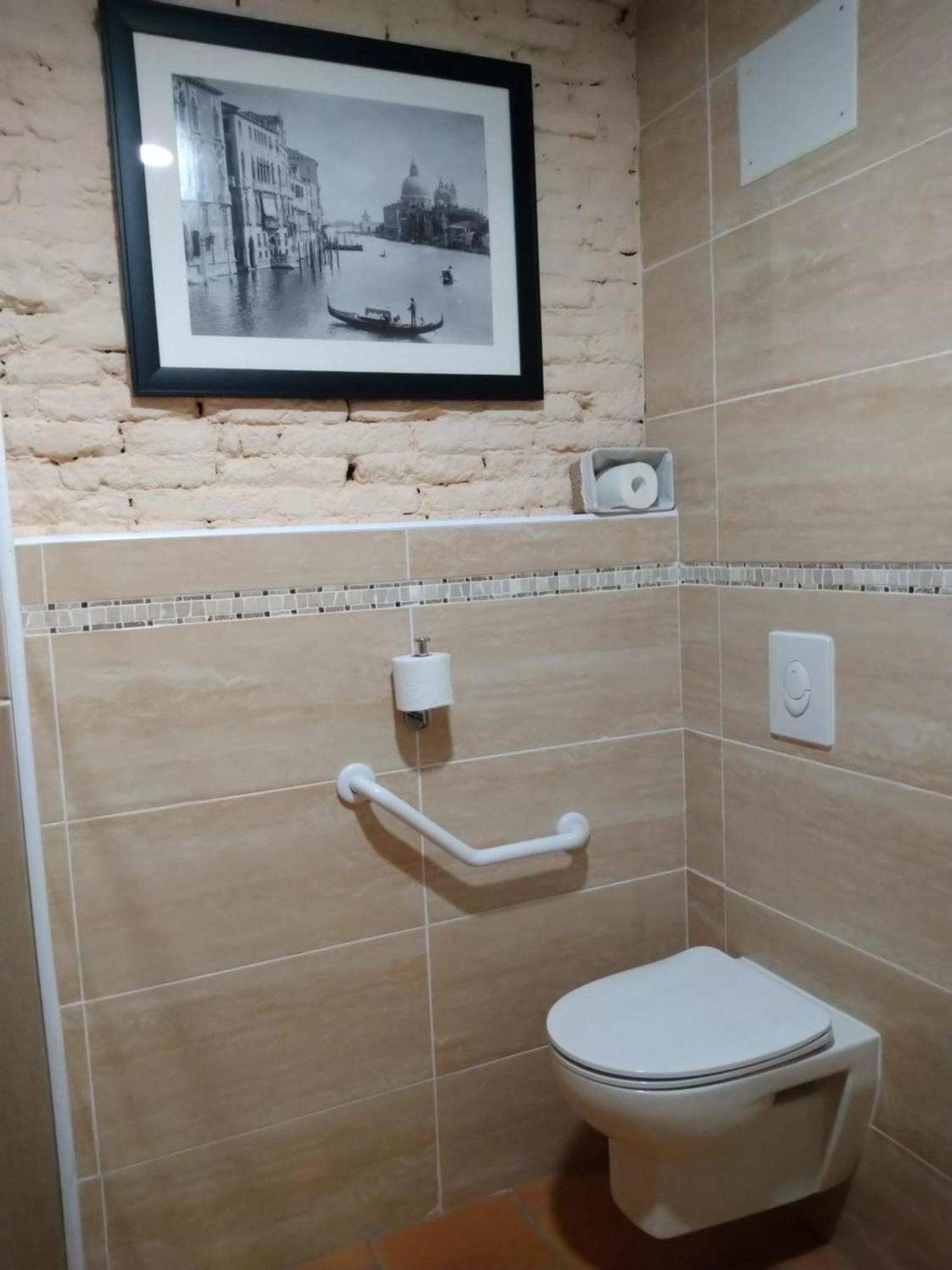 Le Clos Du Cedre Launac Eksteriør billede