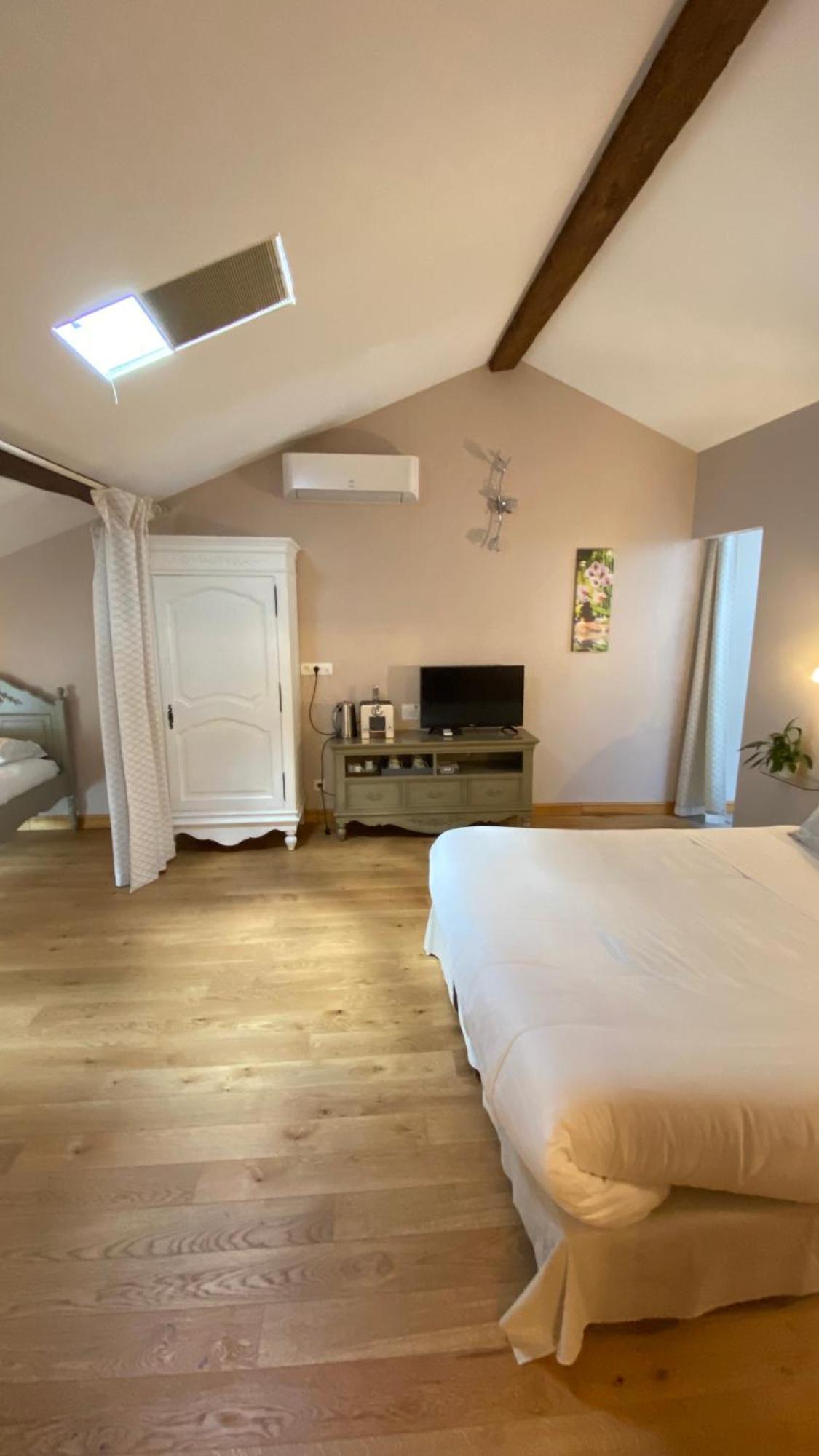 Le Clos Du Cedre Launac Eksteriør billede